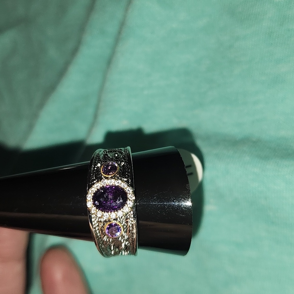 The Hestia Ring Amethyst Cubic Zirconia On Gold&Rhodium Plating Size 11 FP $35 - Picture 4 of 6